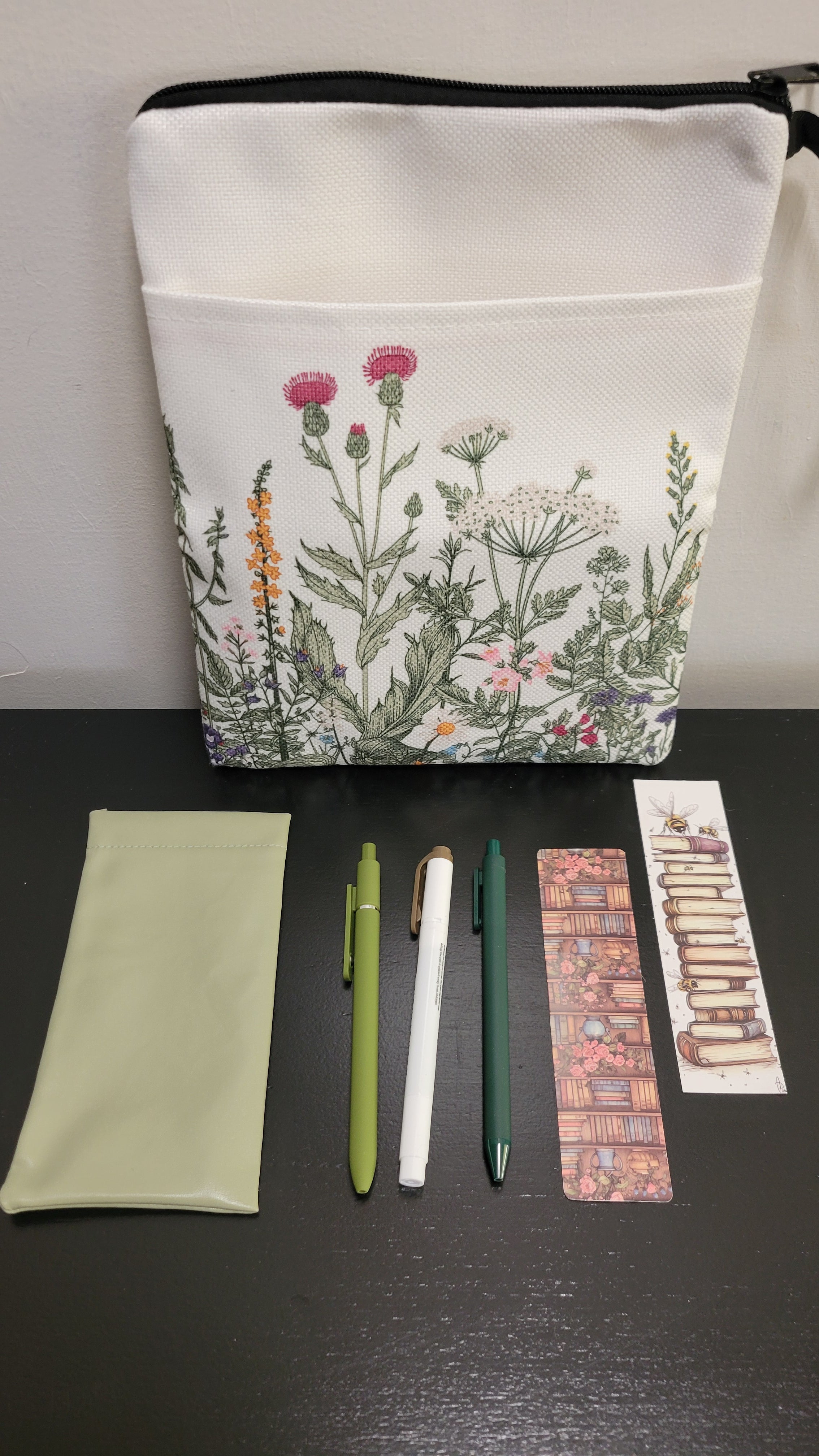 Floral Book Pouch & Pen Set